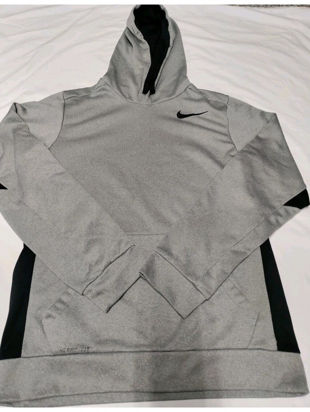 Youths Grey and Black Nike Therma-Fit Hoodie Small